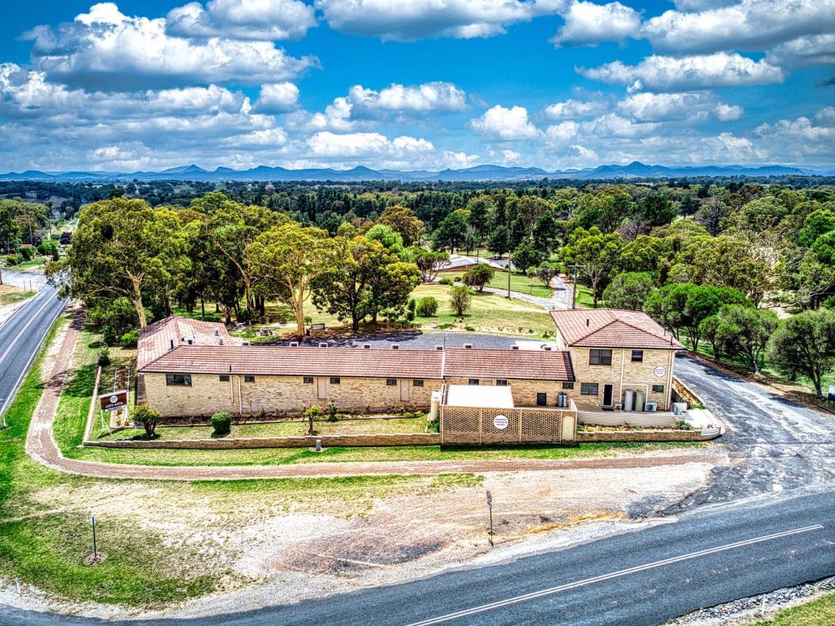 Kandos Fairways Motel Exterior foto